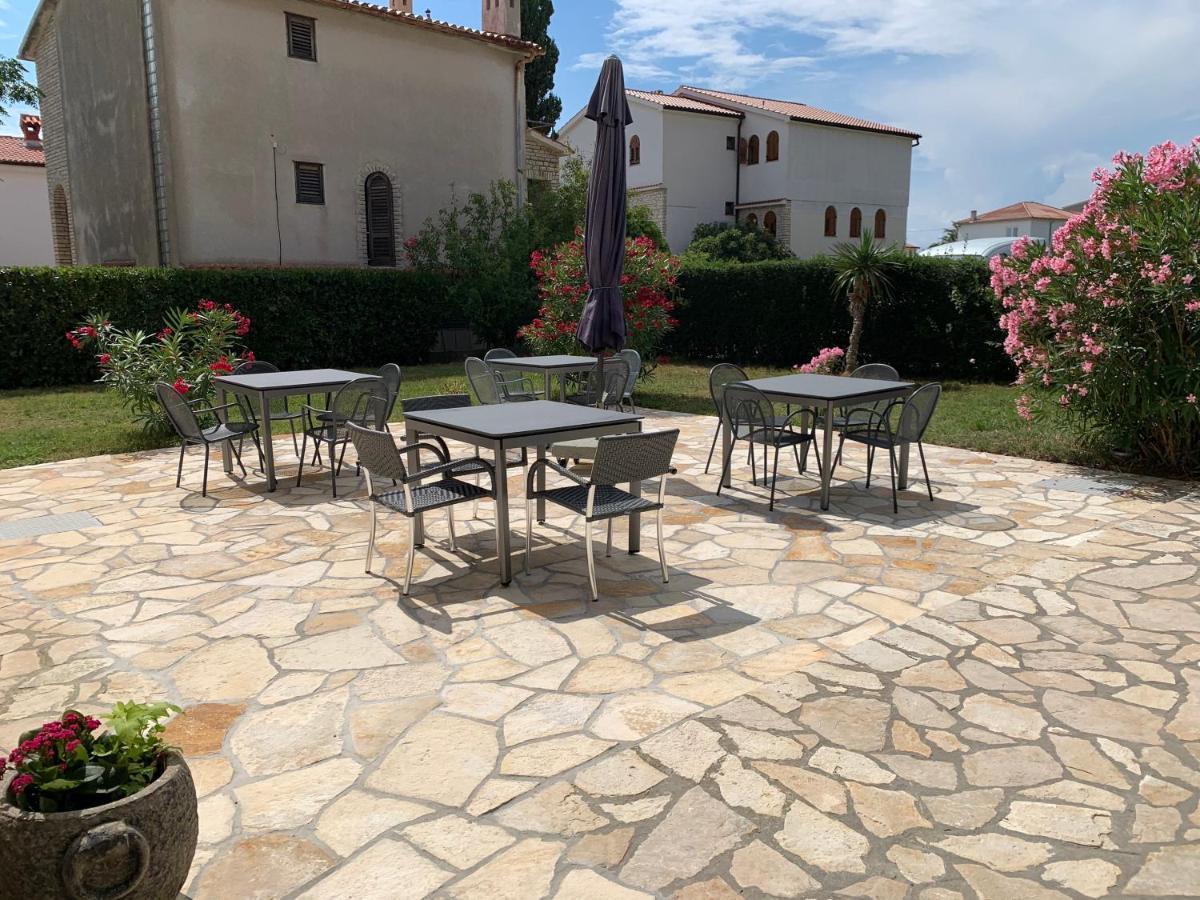 Apartman Theresa Barbat na Rabu Exterior foto
